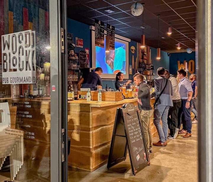 Pub avec retransmission de match Mérignac